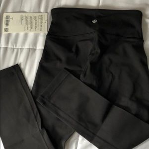 Lululemon 21” cropped legging
